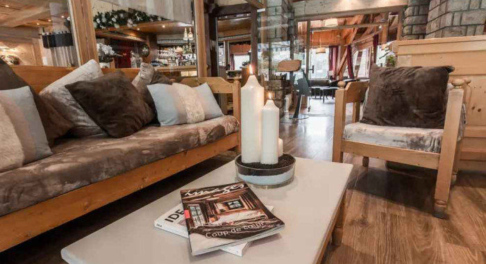 Hotel Le Cret, Morzine ski chalet, image 2